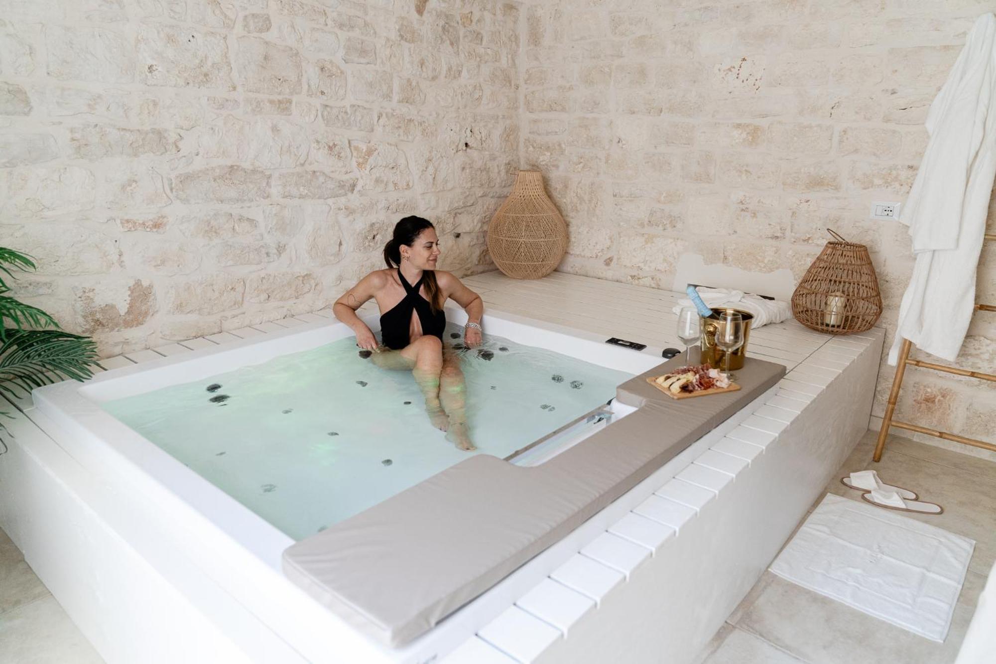 Aurluna Luxury Suites Bari Exterior photo